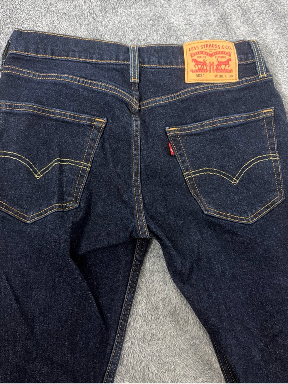Levi's 502 Men's Denim Jeans 30x30 Blue Dark Wash, Athletic Taper Fit, Stretch